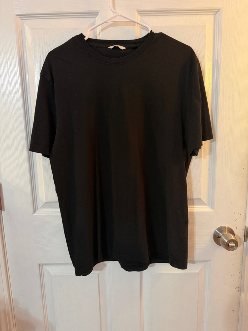 C&A Men’s Black Short Sleeve Cotton Crew Neck T-Shirt Size L- Minimalist Basic